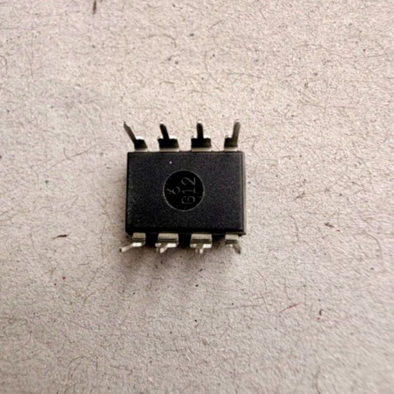 IC CSC7222 CSC 7222 CSC7224 CSC 7224 DIP-8 IC Pwm