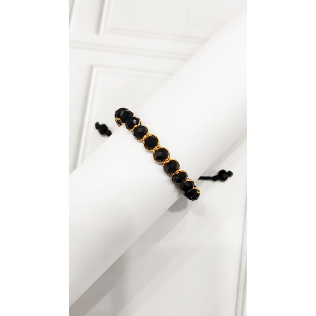 Gelang Manik Kristal Hitam Tali Emas Elegan / Gelang Tangan Manik Hitam Minimalis