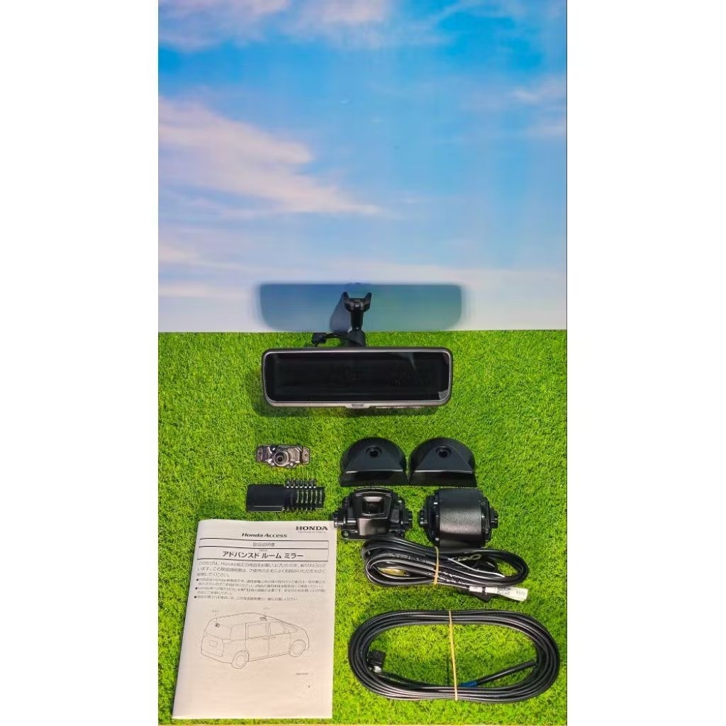 Honda Access Rear View Mirror Camera / Kaca spion tengah Honda Access HRV Vezel RU