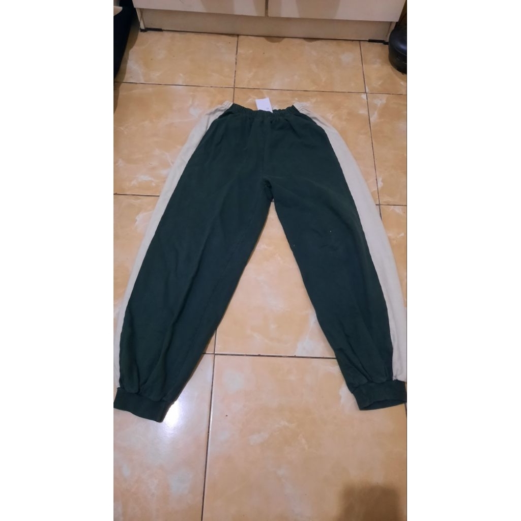 pl joger hijau unisex