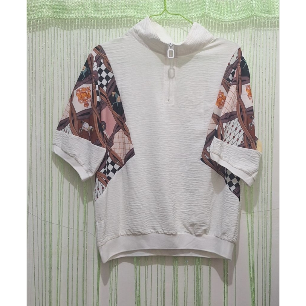blouse blus putih wanita motif vintage lengan pendek