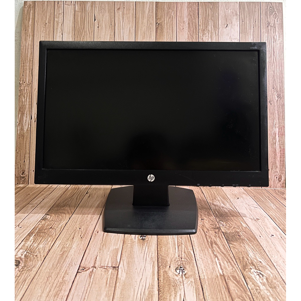 MONITOR HP 19 INCH V193b WIDE SCREEN LIKE NEW