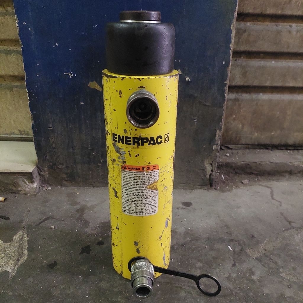 ENERPAC RR308 30 TON DOUBLE ACTING - HYDRAULIC JACK
