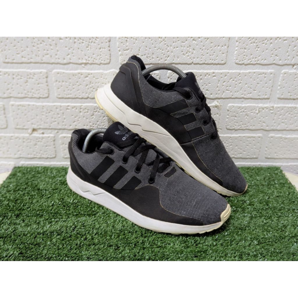 Sepatu Zxplukteck Second 42,5