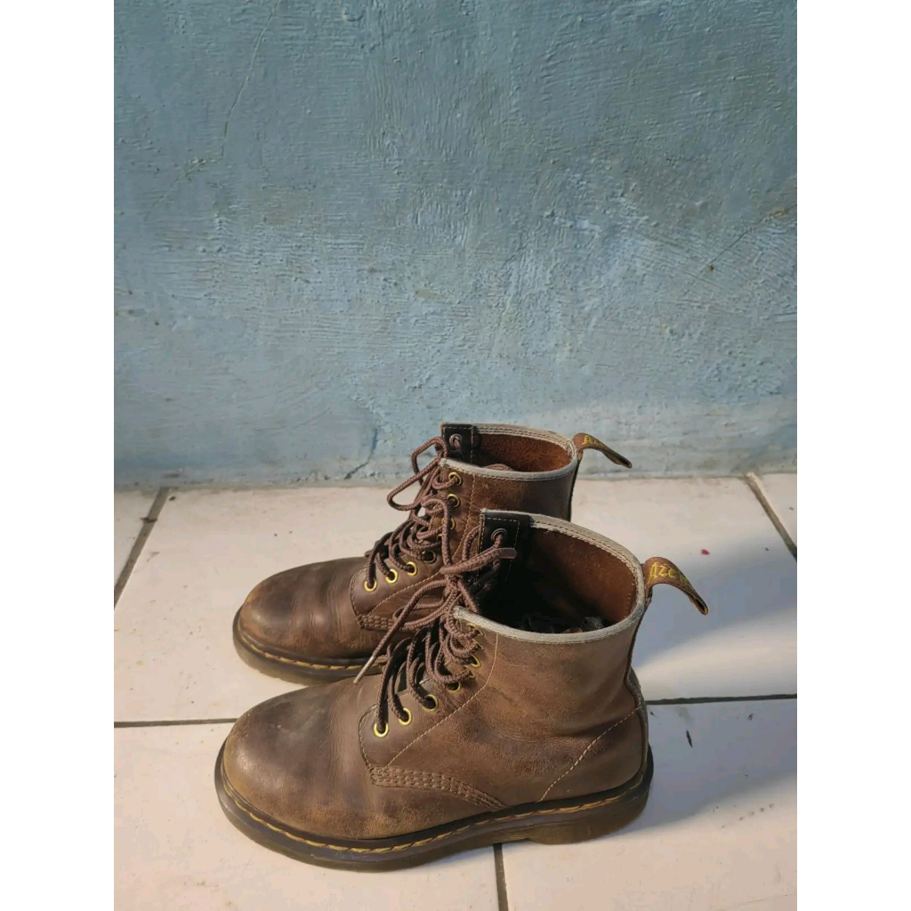 Sepatu Boots Dr Martens 1460 Crazy Horse Second
