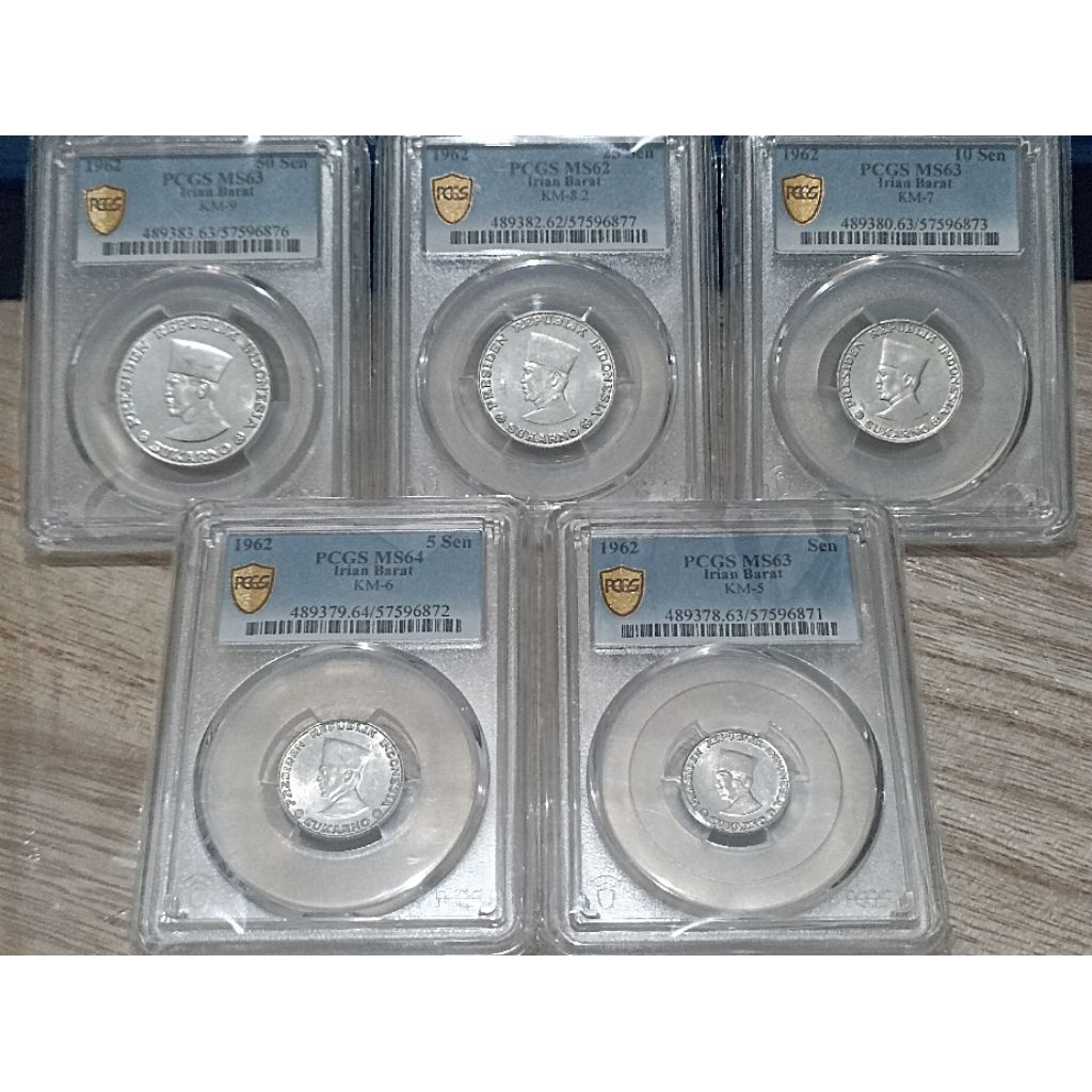Set Koin Soekarno Irian Barat PCGS. 25 sen MS62. 50,10,1 sen MS63. 5 sen MS64.