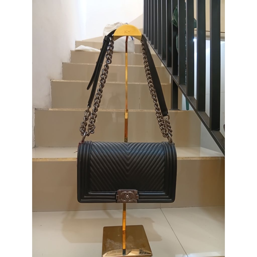 SALE CHANEL BOY