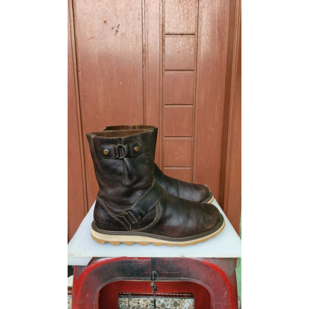 sepatu boots engineer SOREL 40/25