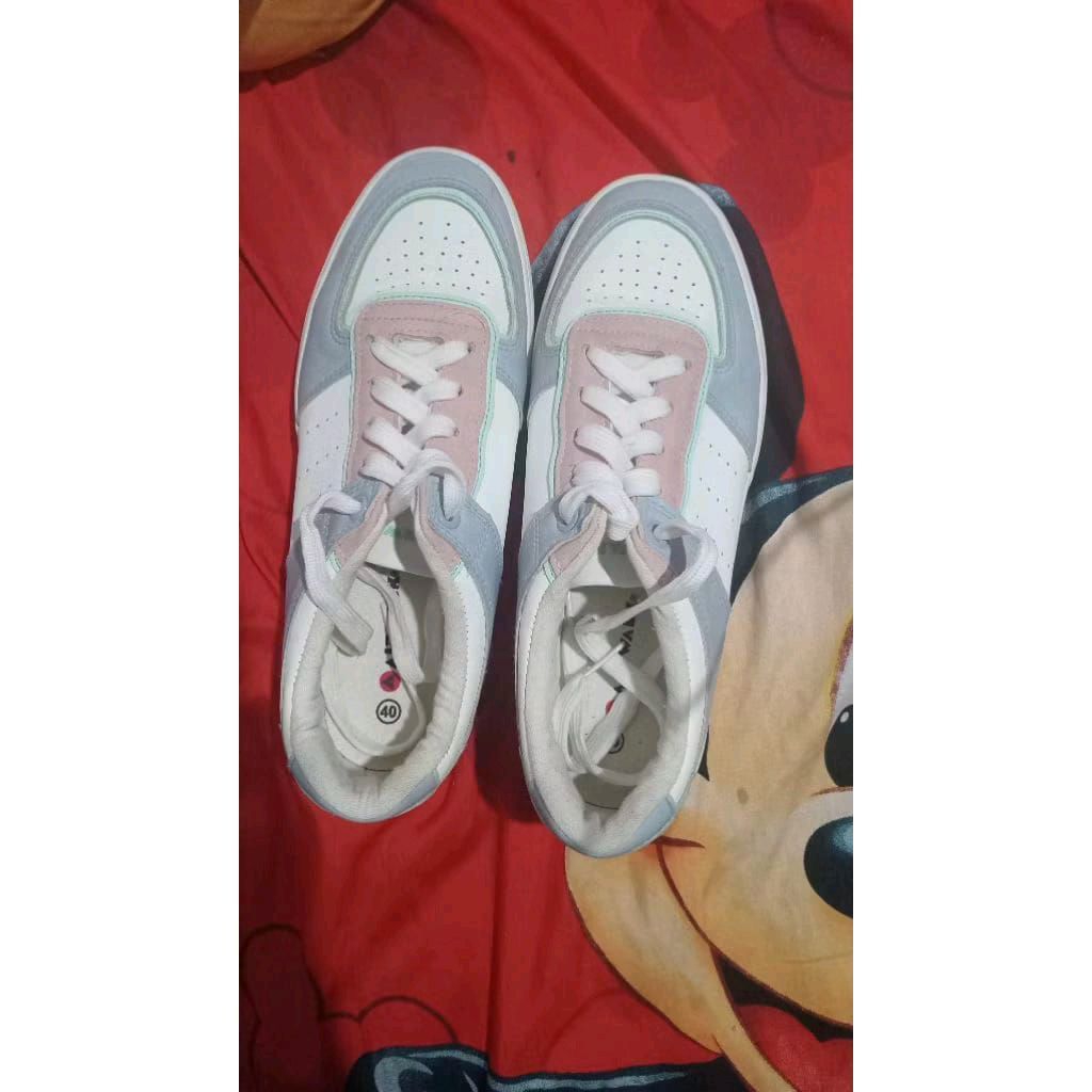 Sepatu airwalk preloved beige, pink purple