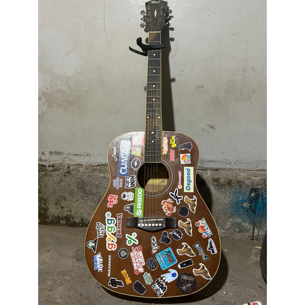 Gitar Akustik Yamaha APX Custom Tanam Besi - Suara Nyaring, Senar Lembut, Desain Klasik