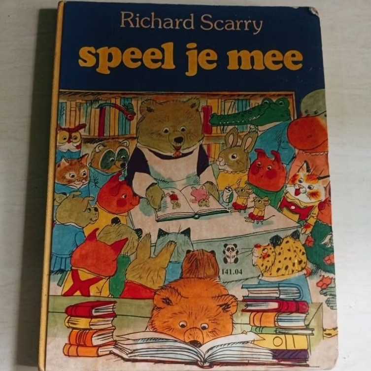 (PRELOVED BOARDBOOK) ayo bermain by richard scarry