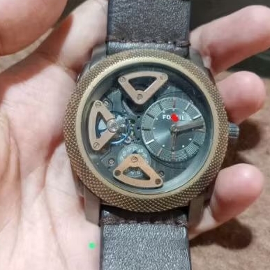 F0ssil ME1122 Mechanical Twist watch