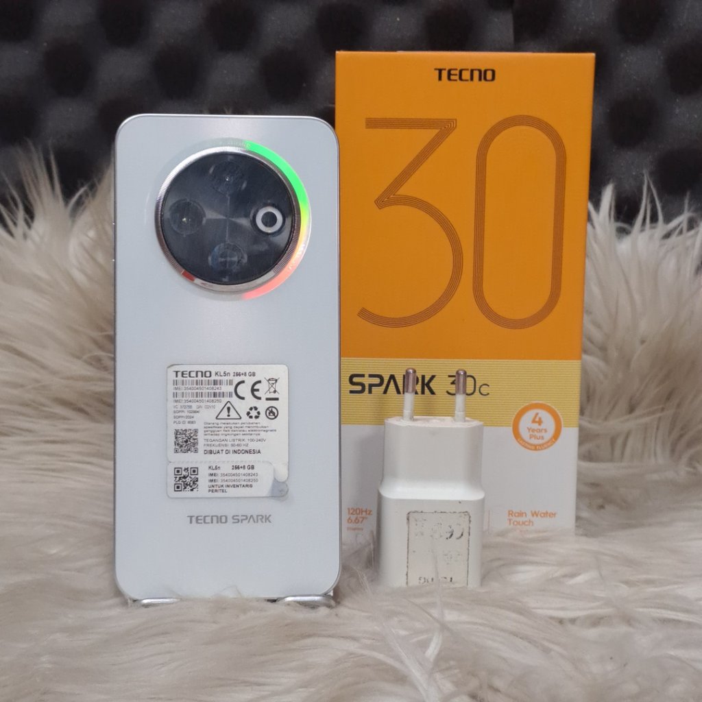 TECNO SPARK 30C 8/256GB SECOND FULLSET