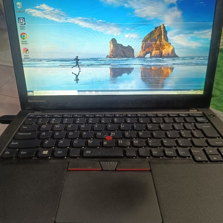 Lenovo ThinkPad X250 Core i5 Gen 5 - Seken Minus