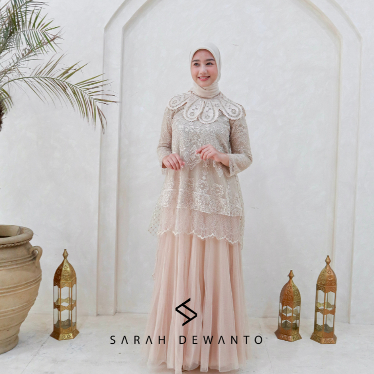 Sarah Dewanto Catleya Blouse