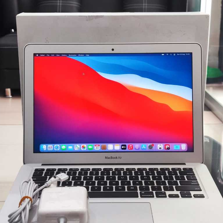 MACBOOK AIR 2017 INTEL CORE I5 8/128GB SECOND ORIGINAL