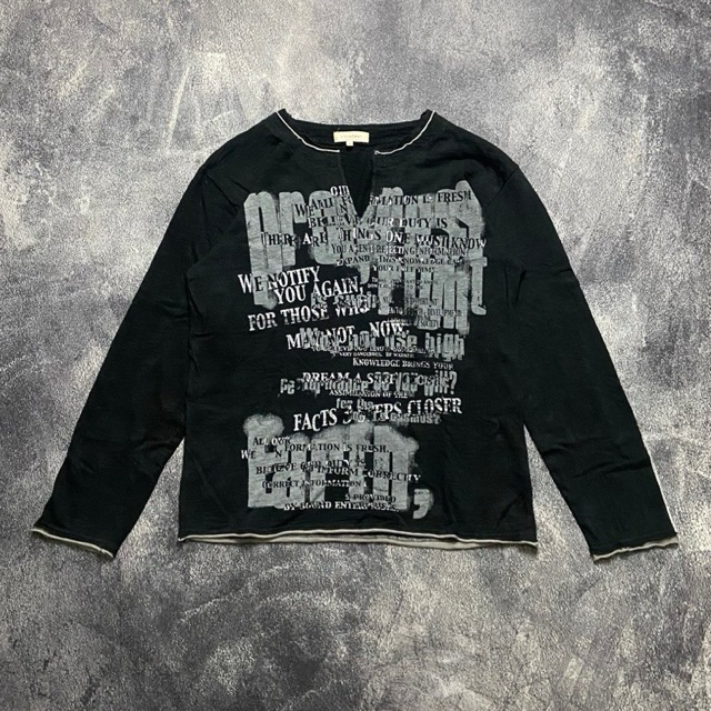 y2k zapaterar henley longsleeve