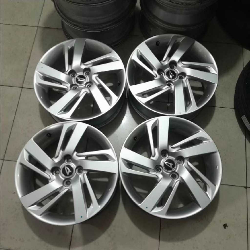Velg mobil bekas Ori copotan ROCKY R16 Pcd 4x100 silver