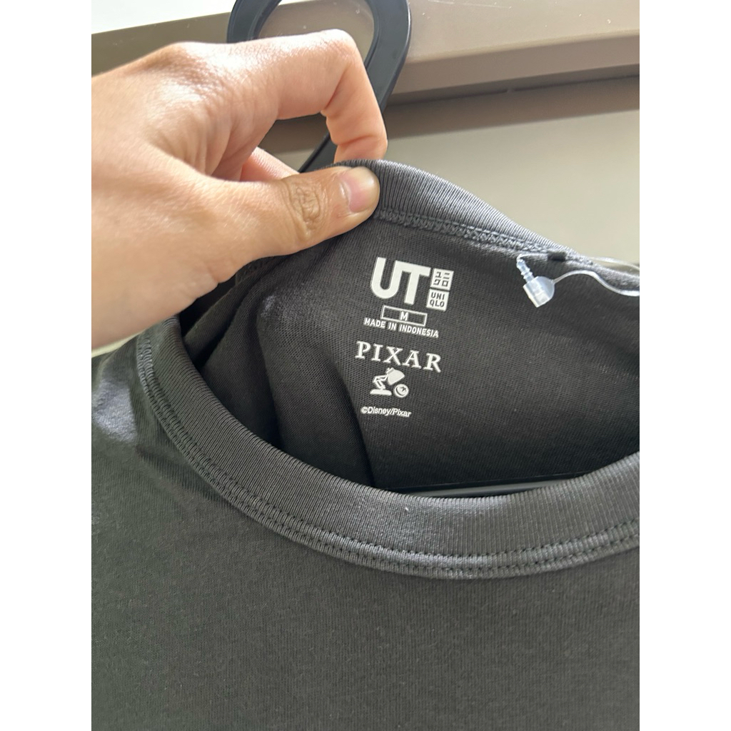 [LIKE NEW] KAOS UNIQLO PIXAR