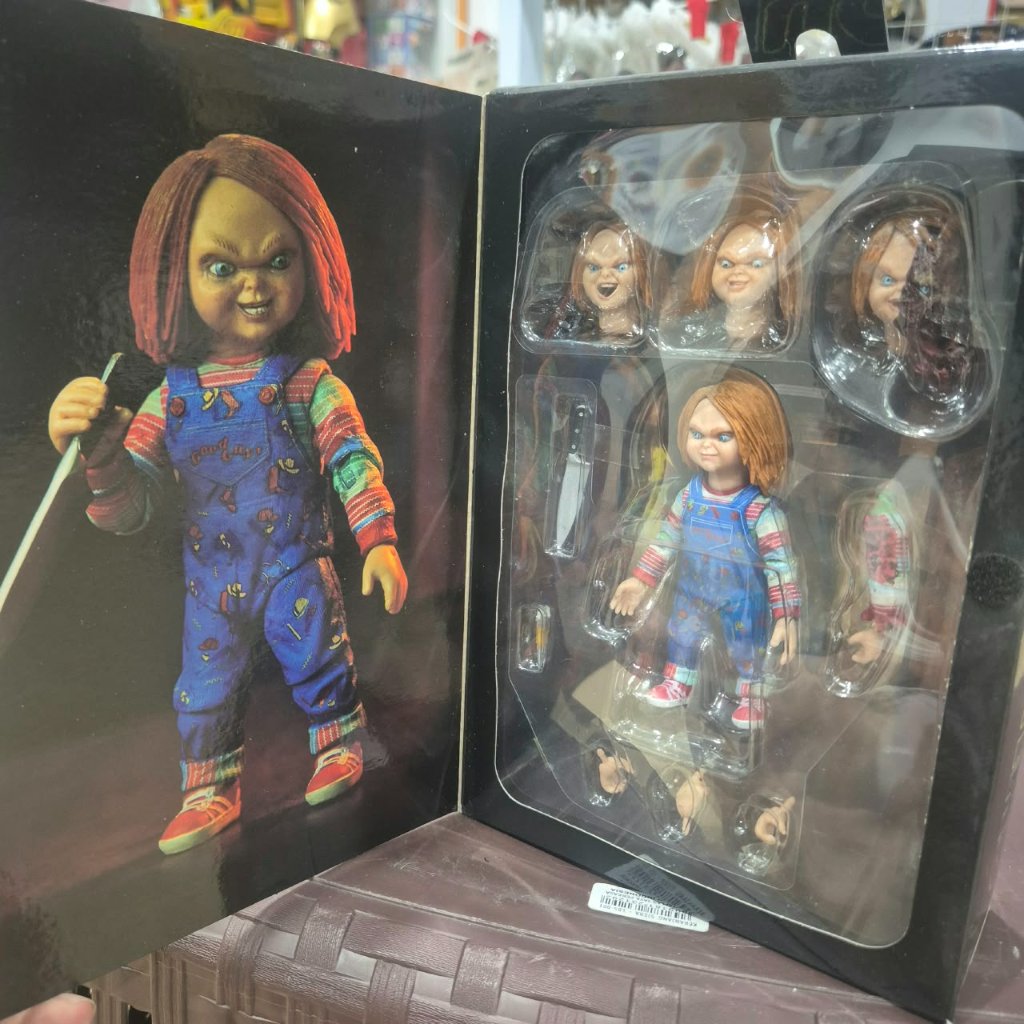 NECA Chucky Figure