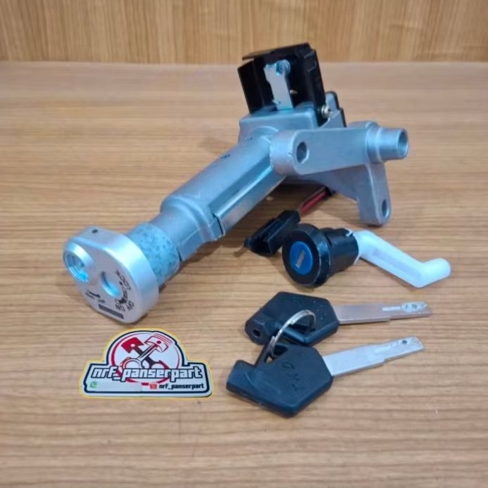 KUNCI KONTAK ZX 130 SET+KUNCI JOK/SADEL KAWASAKI ZX 130 //KAZE ZX 130