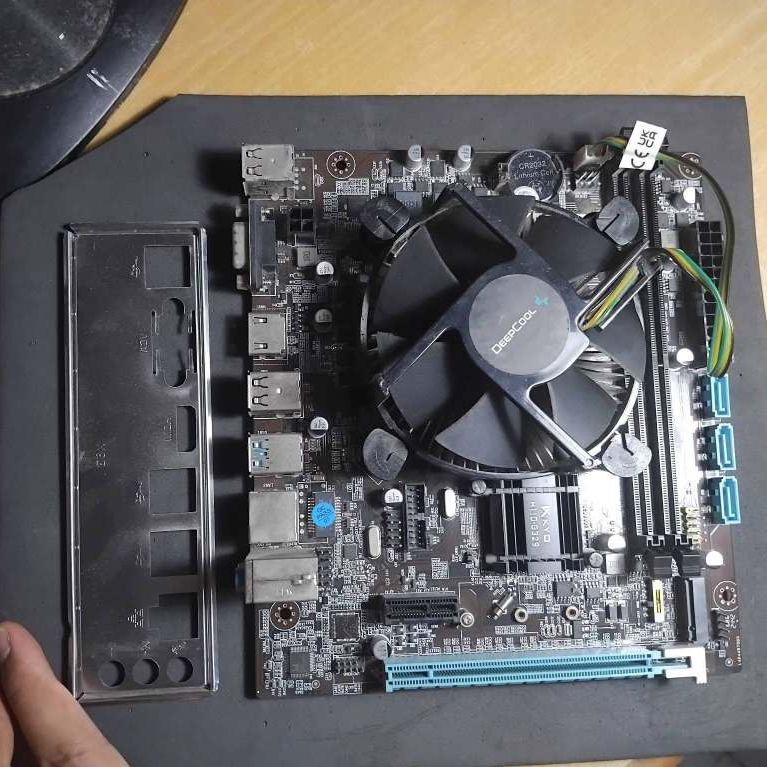 Kyo Kaizen H110-M dan CPU Intel Core i5-6500 (Paketan CPU Murmer)