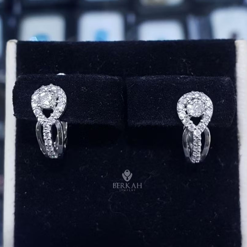 Anting giwang emas putih berlian asli natural diamond 0,50 carat
