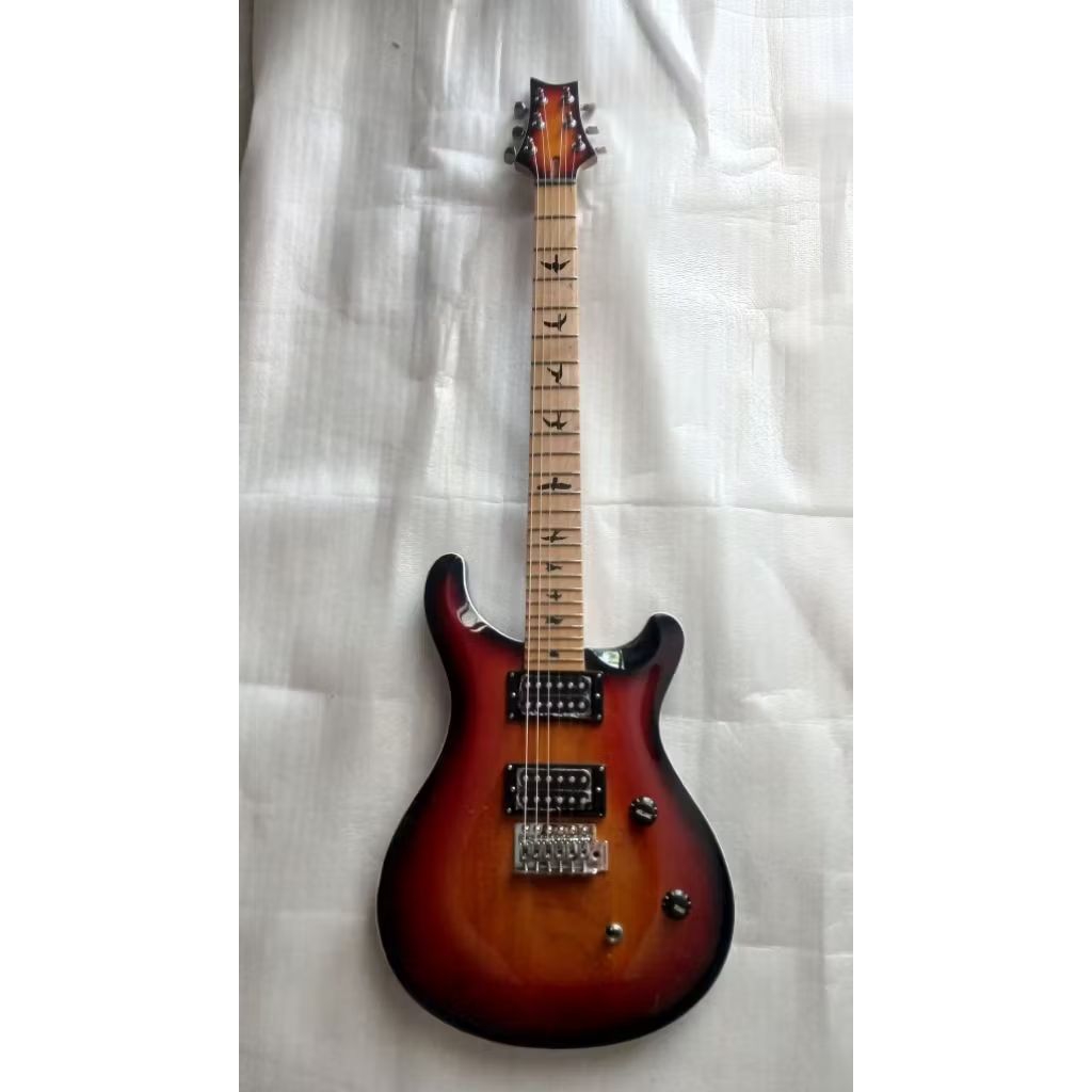 gitar listrik model prs se