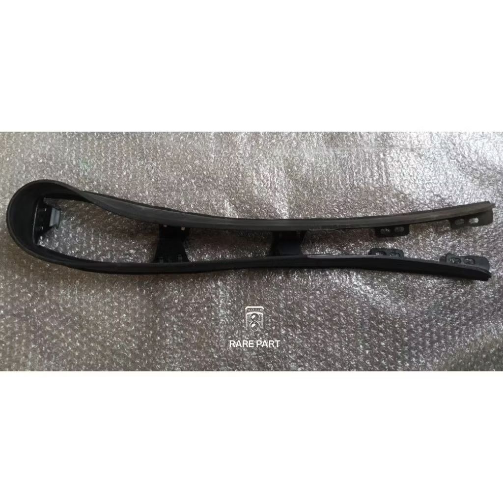 karet bumper depan agya ayla 2013-2017 ori