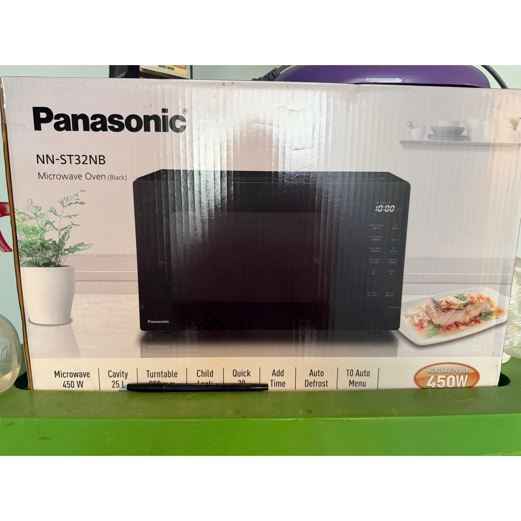 Panasonic Microwave NN ST32NB