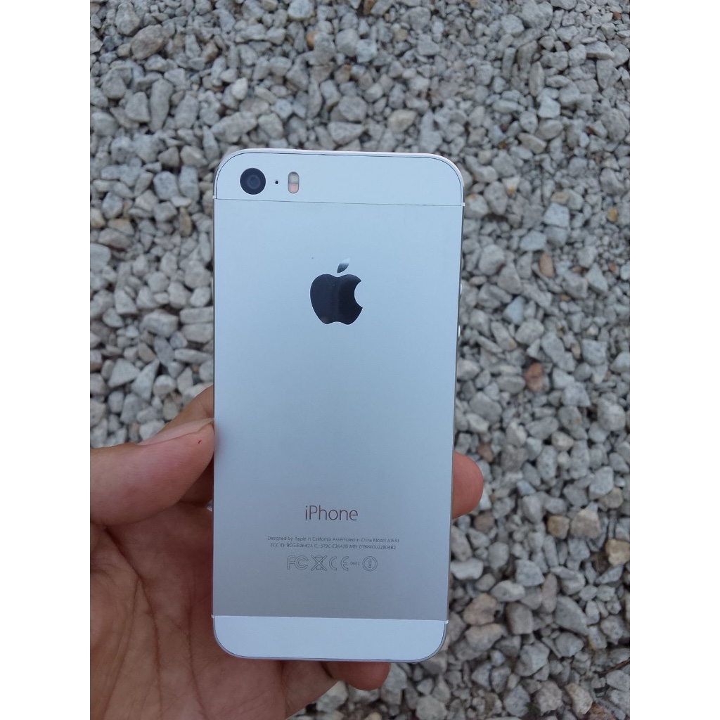 iPhone 5s 16GB Silver Original Apple iCloud OFF Battery 88% USA LL/A Full Fungsi Second Bekas