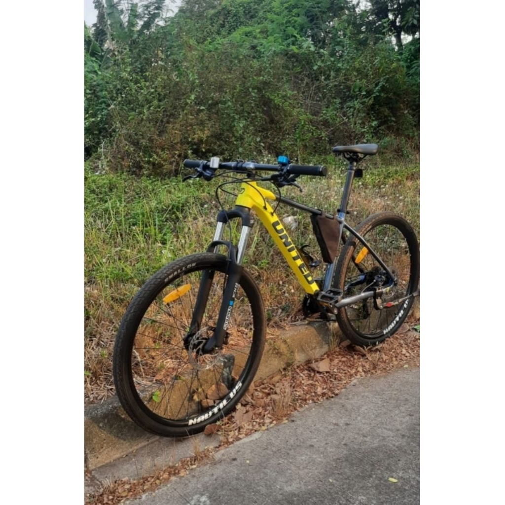 sepeda gunung united clovis 3.1