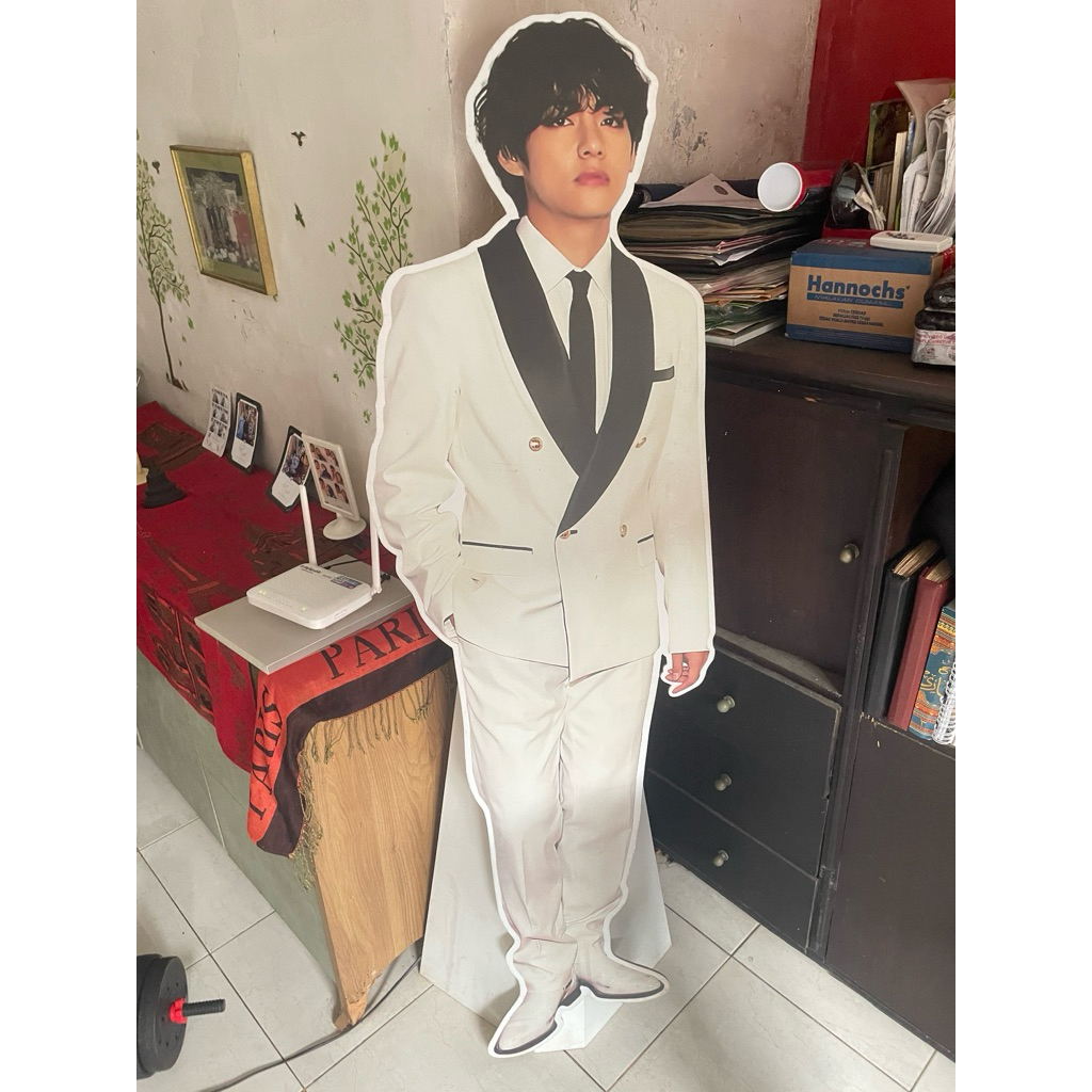 Human Standee V BTS (Taehyung)
