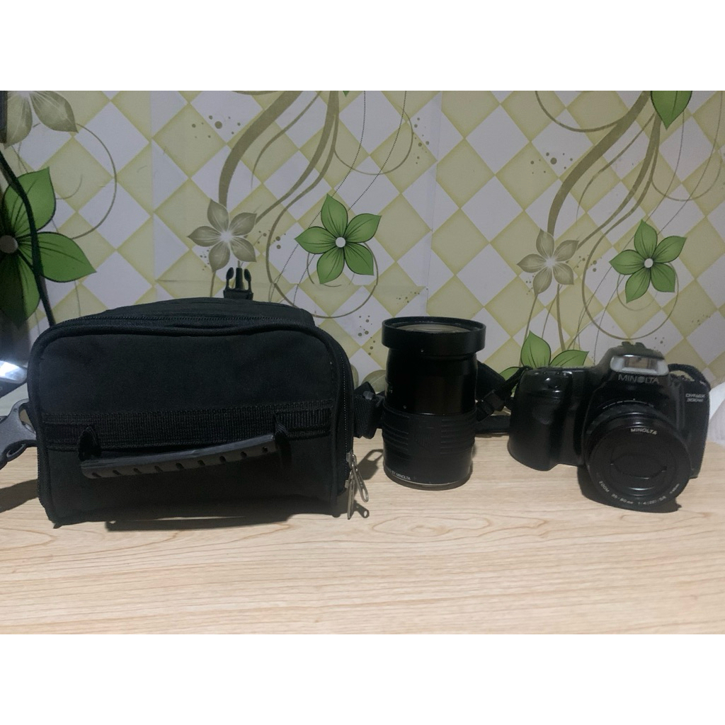 Paket Kamera Minolta Dynax 300si