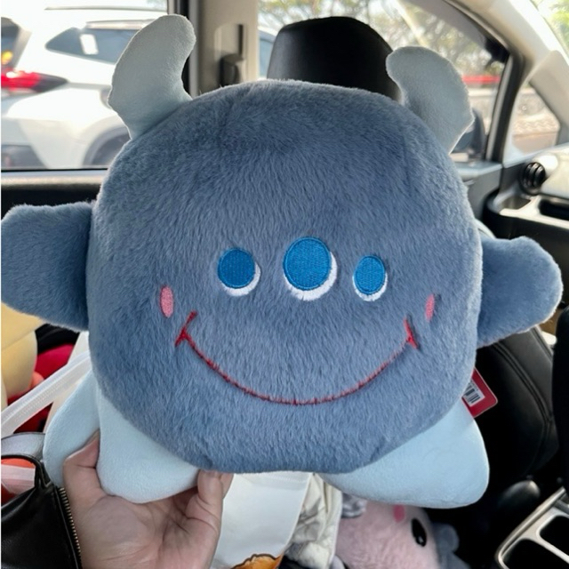 Boneka Alien Biru Timezone Merchandise Gift Mesin Capit Kado Unik