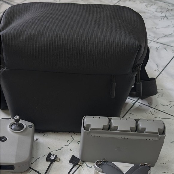 DJI Mini 2 SE Combo • Second