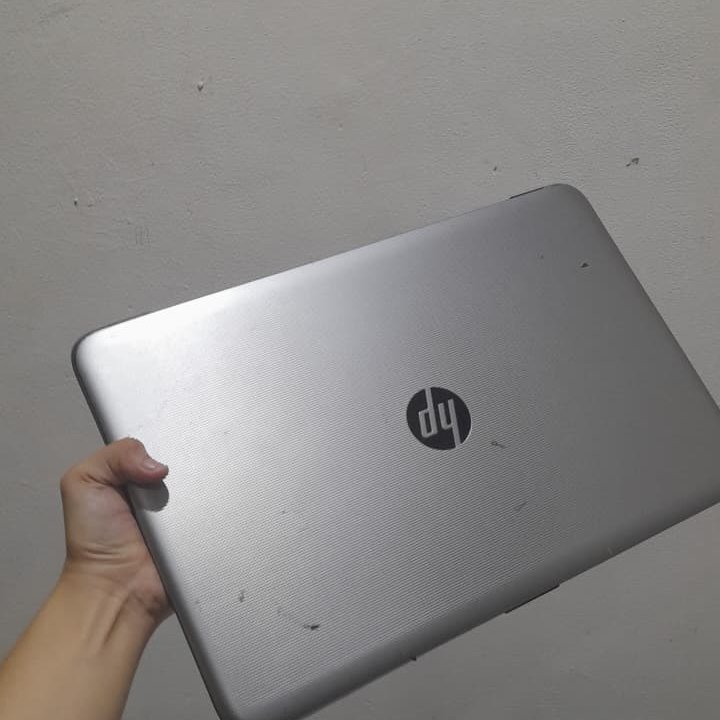 ORIGINAL LAPTOP BEKAS HP HP 15 Notebook PC 15,6 Inci GPU AMD Rameon ORIGINAL LAPTOP BRAND HP MURAH K
