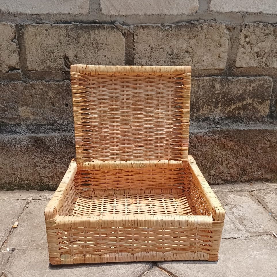 Keranjang Hamper Box Peti Kotak Anyaman Rotan Kayu  Handmade