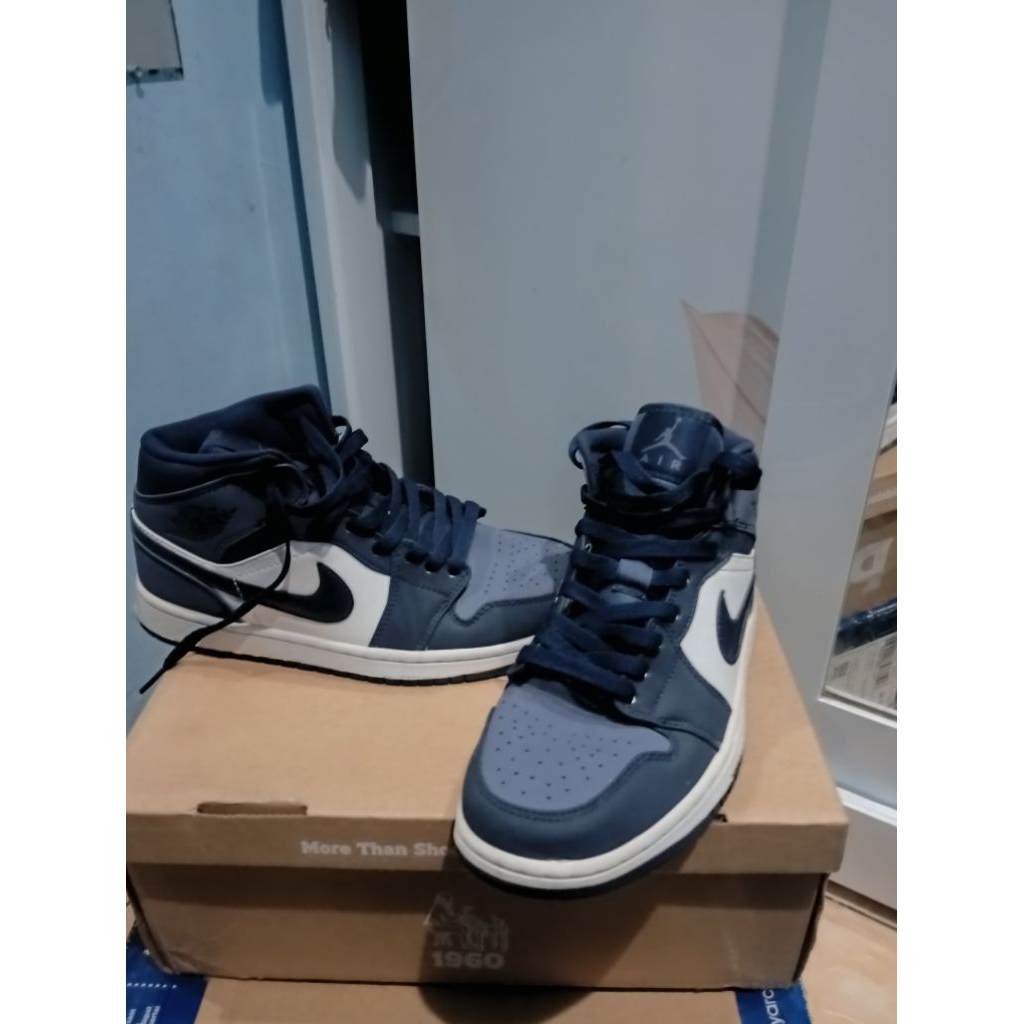 AIR JORDAN Second
