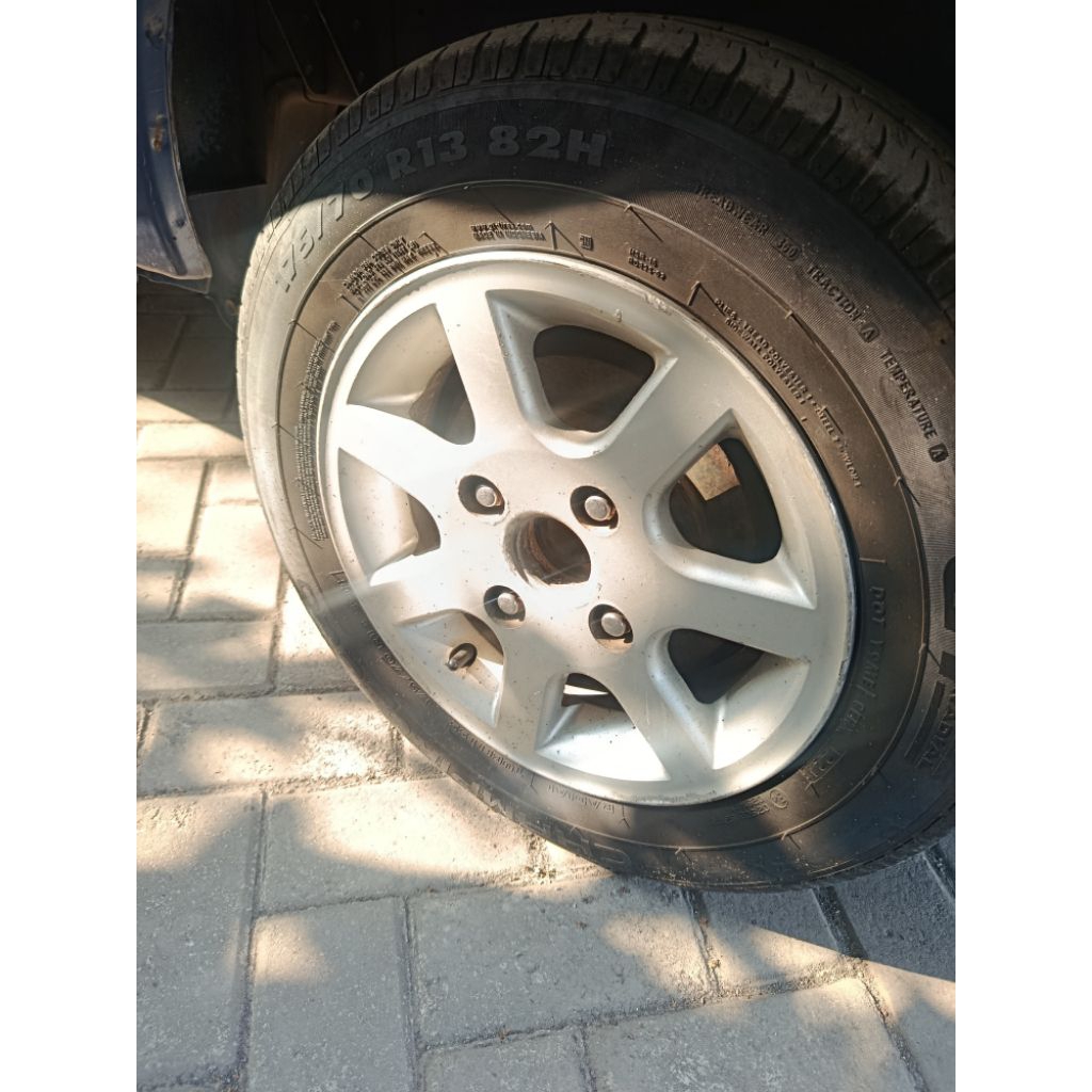 velg carry futura r13 pcd 4x114