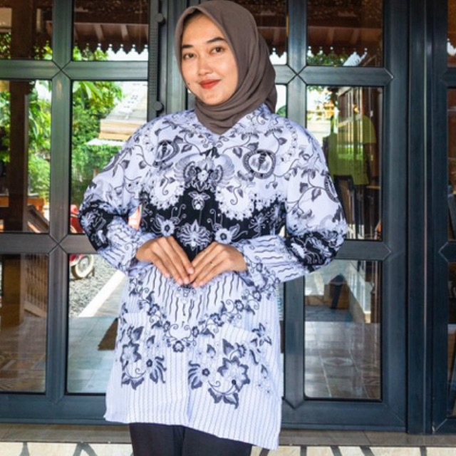 Tunik pgri wanita mengunakan kain kusuma bangsa dan  berlapisan full furing