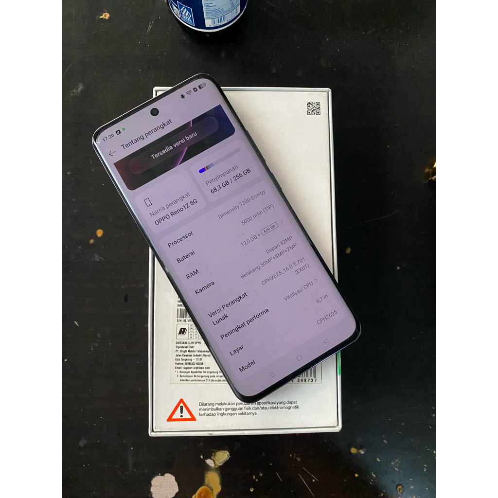 HP OPPO Reno12 5G 12 / 256 GB Bekas seperti baru