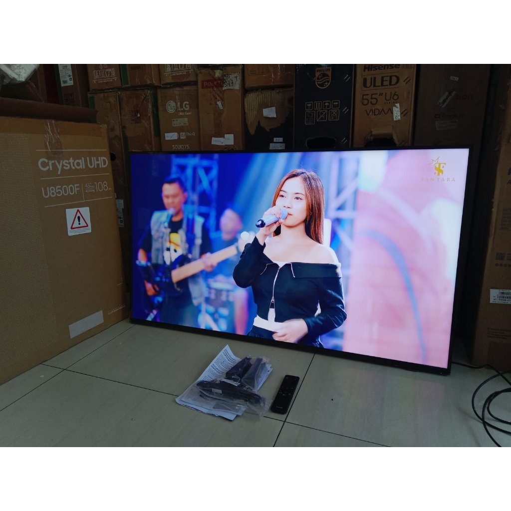 TV LED SMART 43INC SAMSUNG CRYSTAL UHD, BISA YOUTUBE WIFI DLL. KONDISI BEKAS MASIH SEGEL, 290J6A