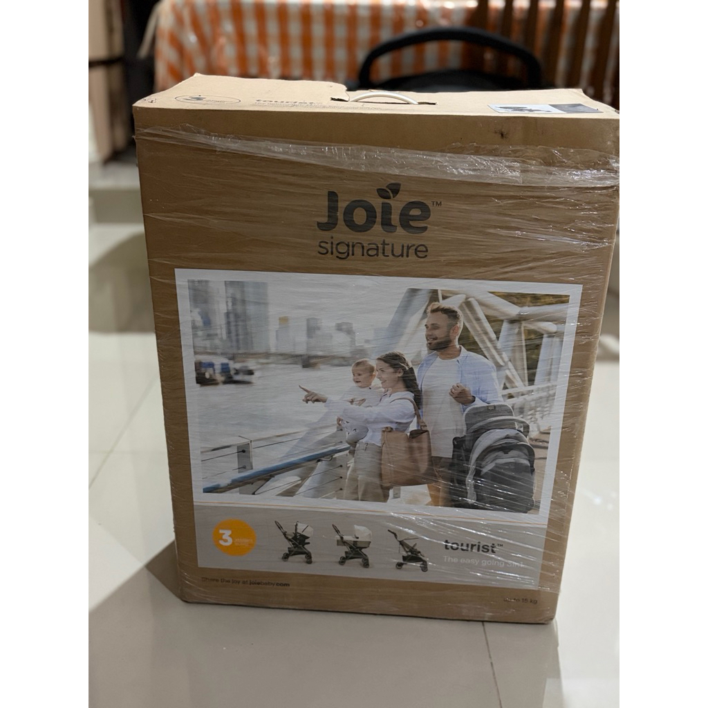 preloved Joie signature tourist cabin size