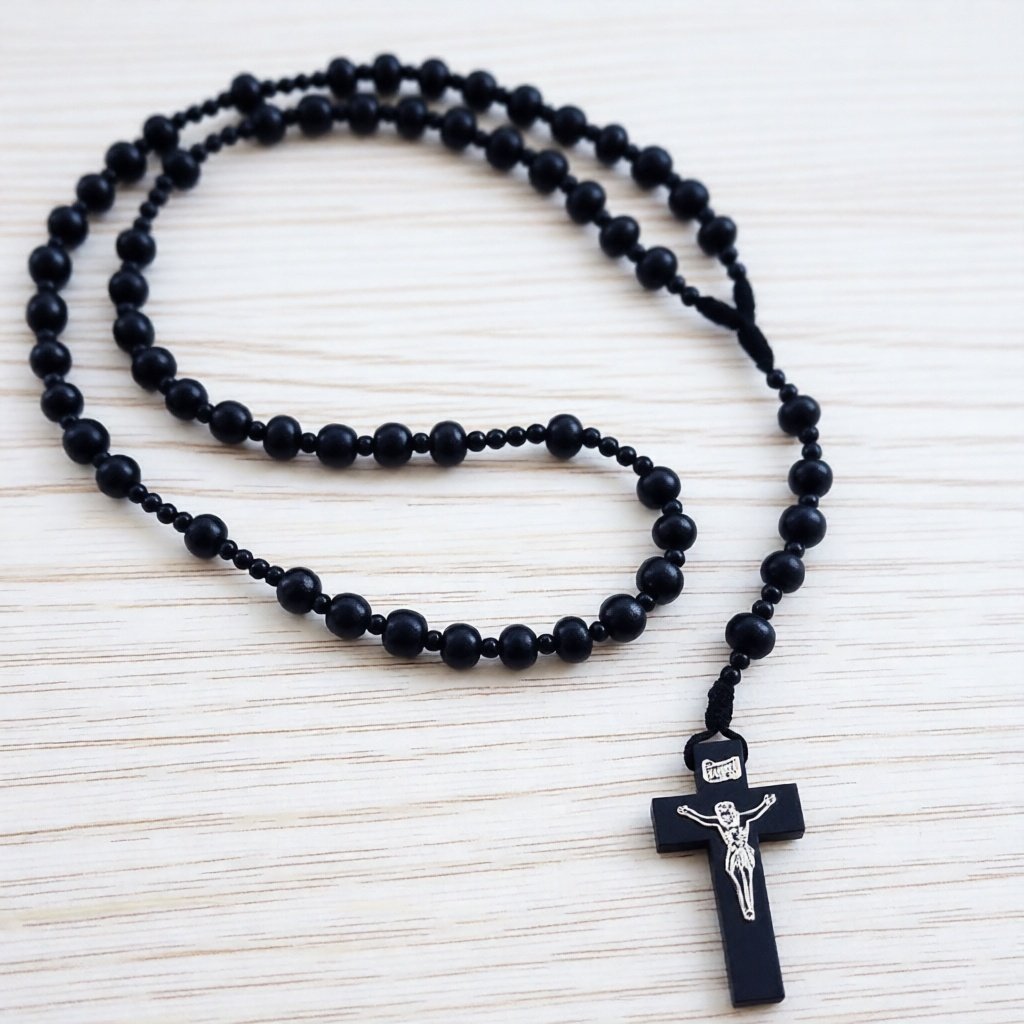 Kalung Rosario Kayu Hitam Elegan Katolik / Kalung Salib Doa Rosario Kayu Pria Wanita Premium