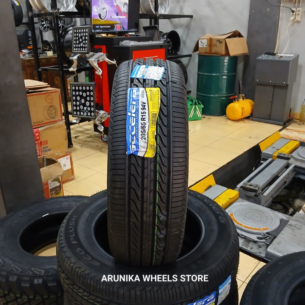 BAN MOBIL ACCELERA ECOPLUSH 205/65 R15 INNOVA