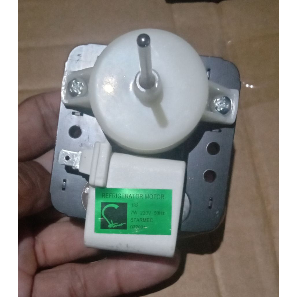 motor fan/kipas kulkas Sharp 2pintu