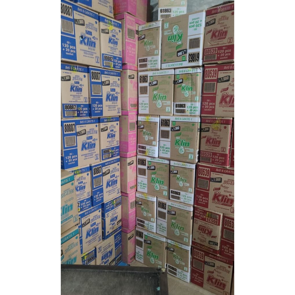 SOKLIN Liquid jumbo/Deterjen cair sachet 40/sachet. 1 Dus isi 140pcs Eceran 1000an/pcs nya