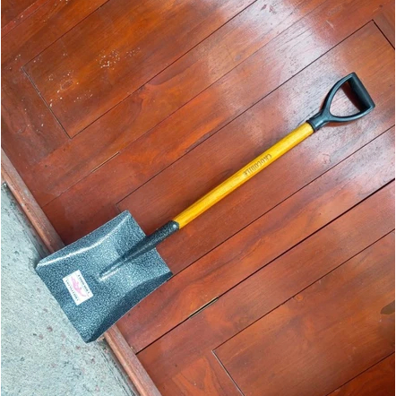 SEKOP PASIR KRICAK KRIKIL SEKOP PASIR BANGUNAN UKURAN BESAR SEKOP BANGUNAN CAP BUAYA CROCODILE