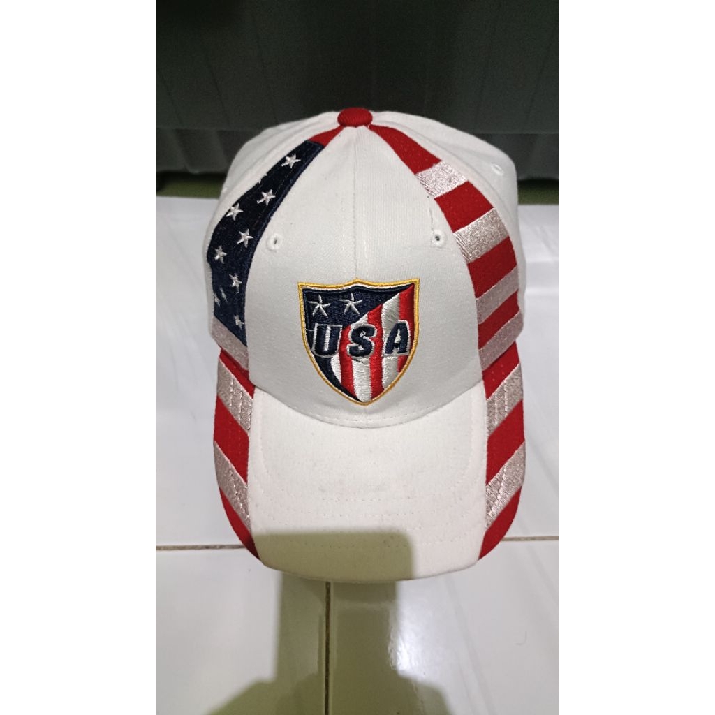 Topi USA Zephyr